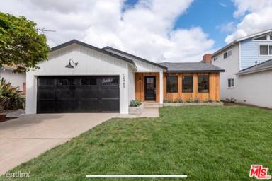 Main picture of 12463 Lucile St