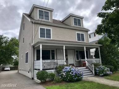 Main picture of 82 Chapel St