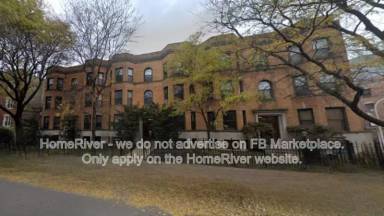 Main picture of 906 W Grace St