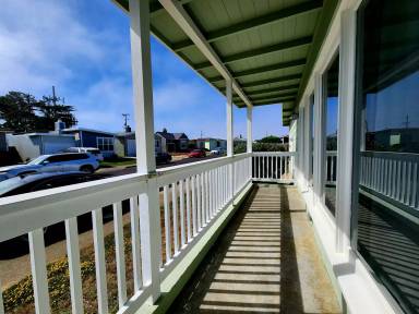 Main picture of 97 Oceanside Dr