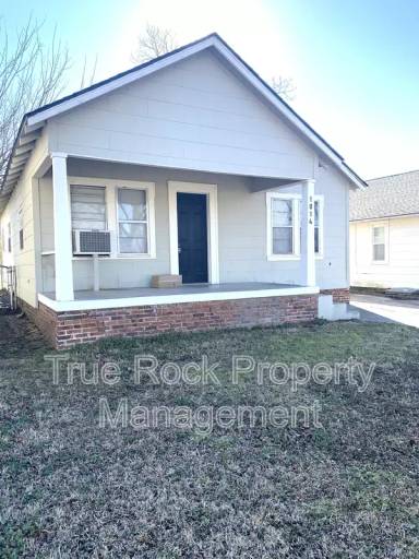 Main picture of 1014 S High School St