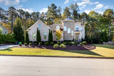 Main picture of 2405 Trenton Park Ln