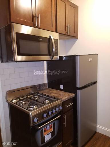 Main picture of 4031 N Kenmore Ave