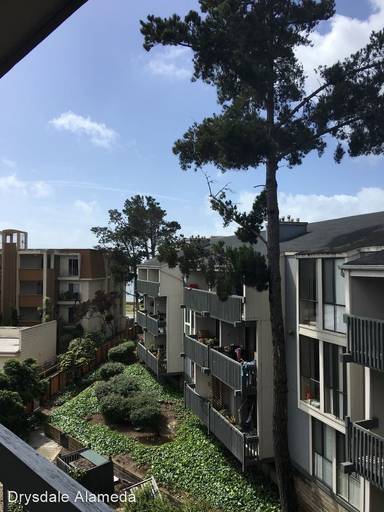 Main picture of 950 Shorepoint Ct