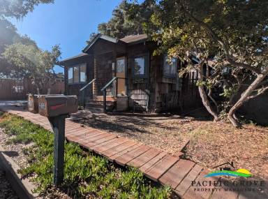 Main picture of 216 17 Mile Dr