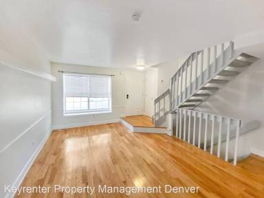 Main picture of 10587 W Maplewood Dr