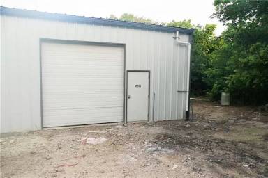 Main picture of 2761 Hilltop Dr