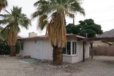 Main picture of 53424 Avenida Martinez