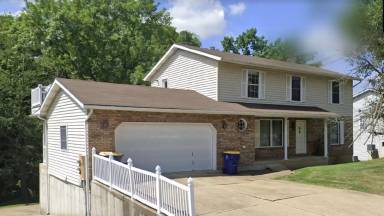 Main picture of 5 Whispering Oaks Dr