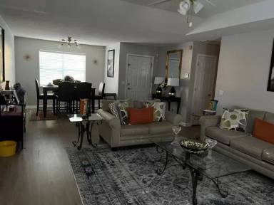 Main picture of 35 Myrtle Grove Ln