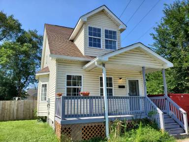 Main picture of 409 Hunter St