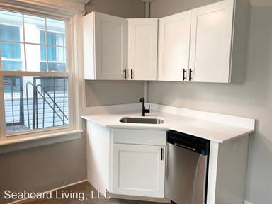Main picture of 1 S Delancy Pl
