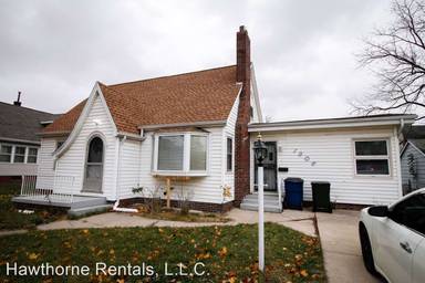 Main picture of 1906 E 4th St