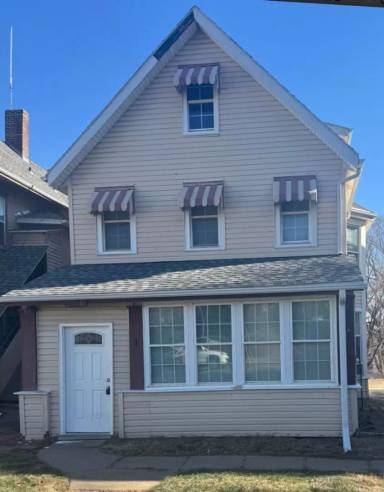 Main picture of 1113 Park Ave