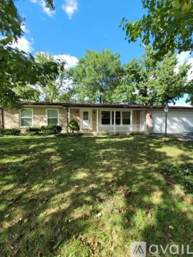 Main picture of 10315 Julius Northway
