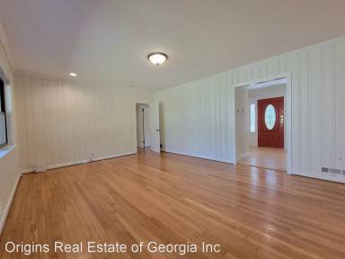 Main picture of 1547 Paxon St SE