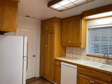 Main picture of 104 Walton Ave
