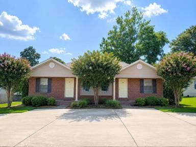Main picture of 10 Sparrow Ln