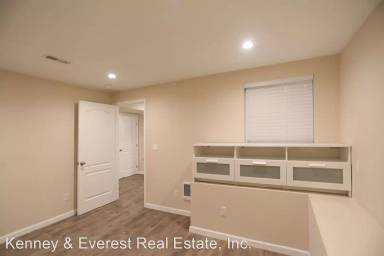 Main picture of 1419 30th Ave