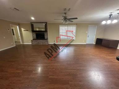 Main picture of 2701 Cuba Blvd