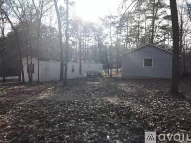 Main picture of 561 Holly Springs Rd