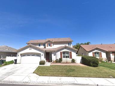 Main picture of 244 Sparkler Ln