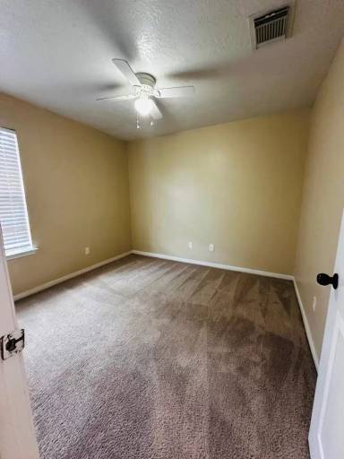 Main picture of 6946 Paris St