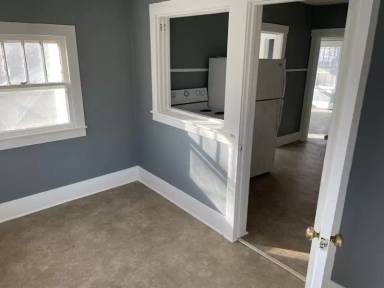 Main picture of 520 1/2 N Olive St