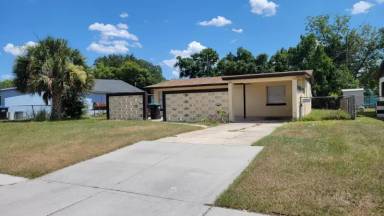 Main picture of 4806 Vanguard St