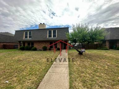 Main picture of 1305 Lovell Dr