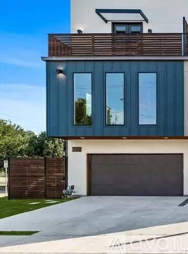 Main picture of 183 S Prairie Ave