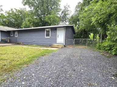 Main picture of 202 Marston Ave