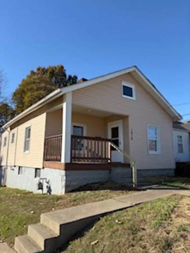 Main picture of 1418 Haskin Ave