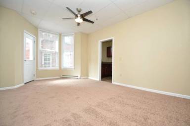 Main picture of 17 Belvidere St