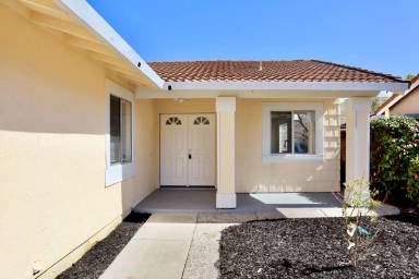 Main picture of 38920 Godfrey Pl