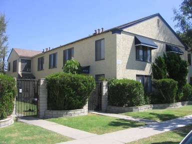 Main picture of 4552-54 4560-62 Banner Dr