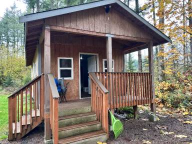 Main picture of 141 Evergreen Ln