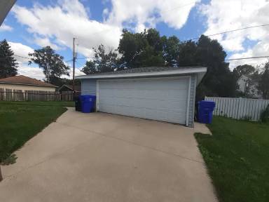 Main picture of 631 E Longview Dr
