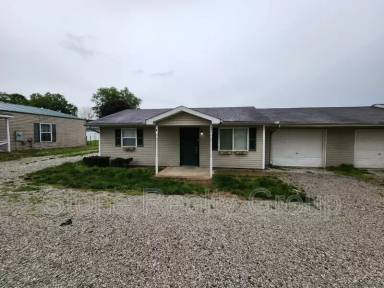 Main picture of 440 S Gilbert St