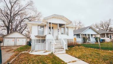 Main picture of 725 N 10th Ave