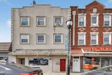 Main picture of 1582 Irving St