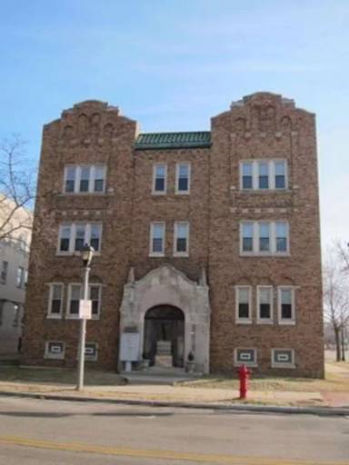 Main picture of 4000 N Morris Blvd