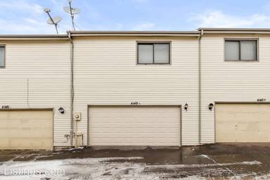 Main picture of 4140 S Evanston Cir