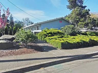 Main picture of 2740 SW Morris Ave