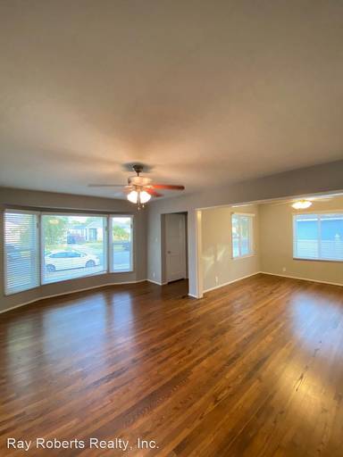 Main picture of 2728 Freckles Rd