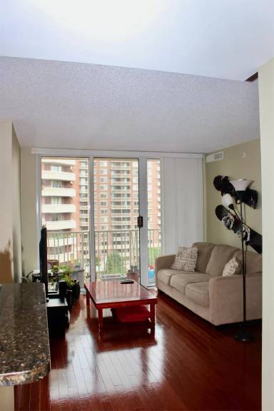 Main picture of Ballston 880 Condo