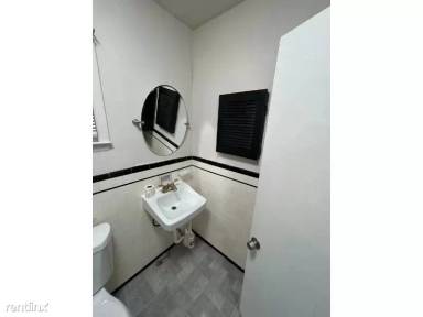 Main picture of 3237 Dudley Ave