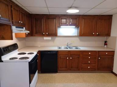 Main picture of 300 Vine St
