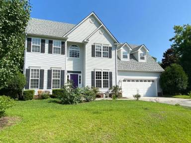 Main picture of 300 Dockside Dr