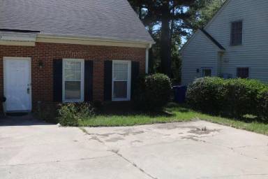 Main picture of 1607 Willowby St